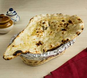Butter Naan (1 Pc)