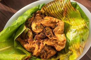 Kizhi Paratha (chicken)