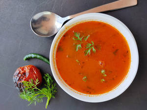 Kashmiri Seb Aur Tamatar Ka Shorba