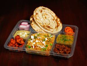 Special Thali(dal Makhni +Paneer item + Seasonal Veg + Rice + Rayta + Salad +  2 butter Roti + Sweet Dish