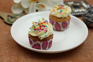 Vanilla Mini Cup Cake (6 Pcs)