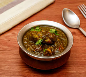 Hyderabadi Chicken Masala