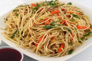 Veg Hakka Noodles