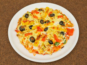 Amul Cheese Pizz(250ml Cold Drink Free)