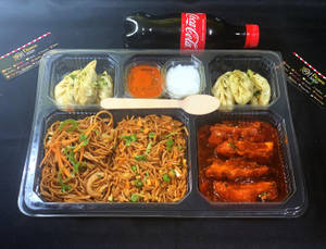 Choice Of Chicken Starters + Choice Of Chicken Roll + Choice Of Chicken Momos (5pcs) + Coke 250