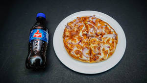 Onion Pizza + coldbeverage [ 250ml ]