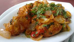 Chicken Chilli Momos ( 6 Pcs )
