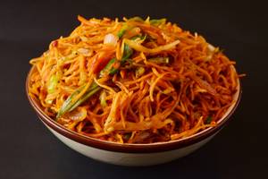 Schezwan Chicken Noodles