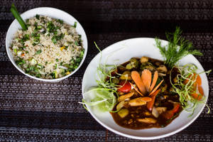Veg Pot Rice With Gravy