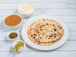Special Naan  + Channa  (2 Pcs)