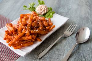 Honey Chilli Potato 650ml box