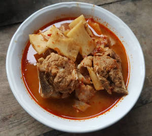 Pork Curry With Bambooshoot