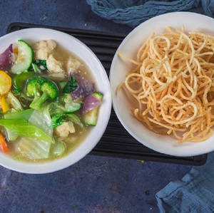 Veg Chinese Chop Suey