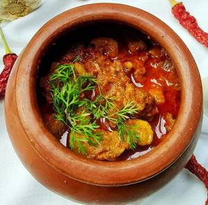 Matki Chicken