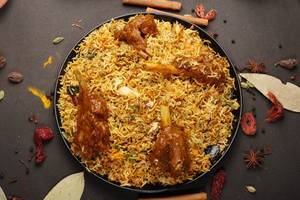 Mutton Dum Biryani (Raita And Salad Added)