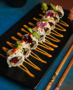 Tuna Sushi  Roll