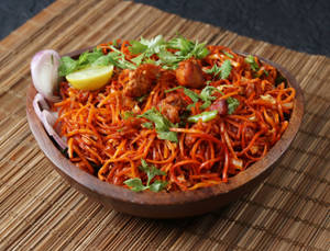 Chicken Schezwan Fried Noodles