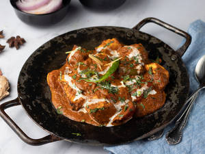 Paneer Tikka Taka Tak (semi Gravy)