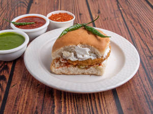 Maharaja Vada Pav 