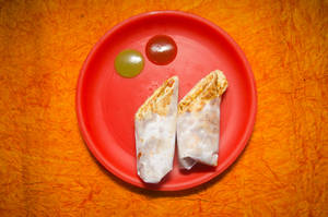 Single Egg Chicken Roll (1 Pc)