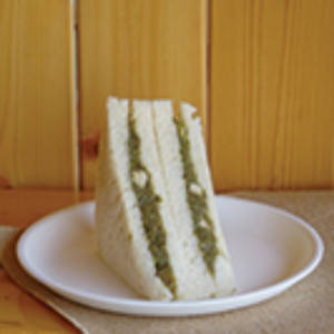 Chicken Cafreal Sandwich + Chicken Pan Roll