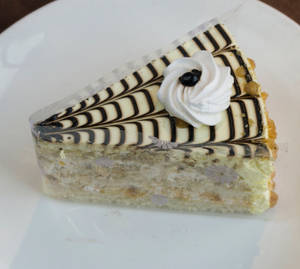 Butterscotch Pastry 1 Pc