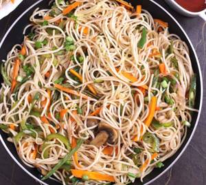 Hakka Noodles