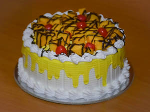 Alphonso Mango Cake (1 kg) 