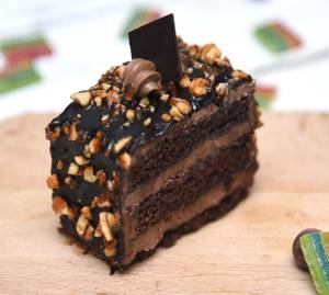 Eggless Chocolate Praline Pastry