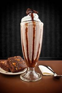 Brownie Shake [350 Ml, Serves 1]