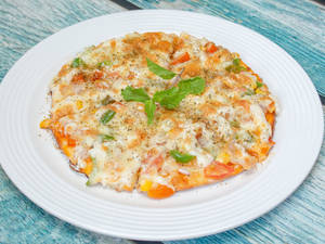 Chesse Capsicum Onion Pizza
