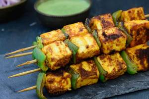 Achari Paneer Tikka