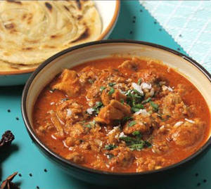 Porotta(2 Pcs) + Chicken Masala