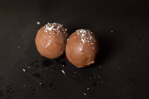 Choco Ball Paan (2Pieces)