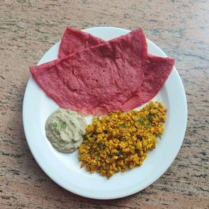 Egg Bhurji With Beetroot Multigrain Dosa