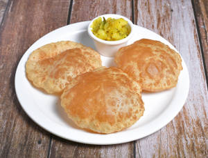 3 Poori Masala