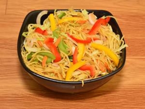 Veg Hakka Noodles