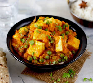 Matar Paneer