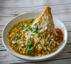 Aloo Samosa with Choley