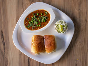 2 Plate Jain Pav Bhaji