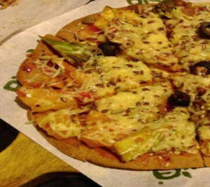 Tomato Basil Cheese Pizza