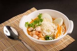 Aromatic Chicken & Egg Thukpa Noodle Soup Bowl