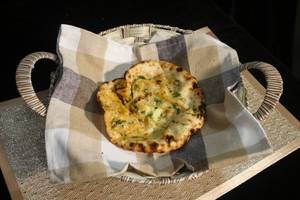 Amritsari Chur Chur Naan (1 Pc)