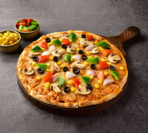 10" Medium Deluxe Veggie Delight  Pizza