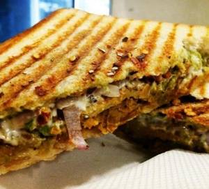 Tandoori Paneer Sandwich
