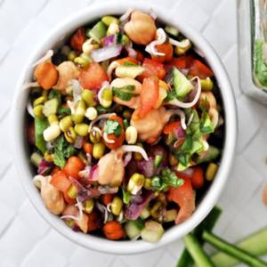 Mixed Chana & Sprouts Salad