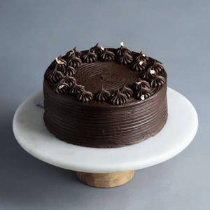 Punch Chocolate Cake[ 1 Pound ]
