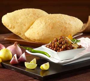 Special Chana Bhatura (2 Pcs)