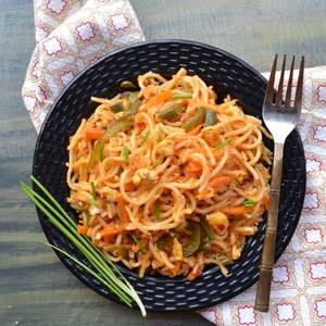 Schezwan Egg Noodles 