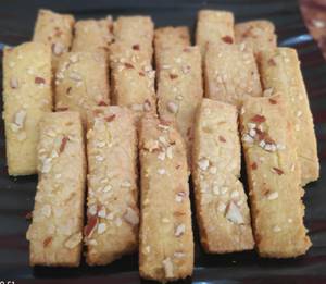 Badam Biscuits (150 Gms)